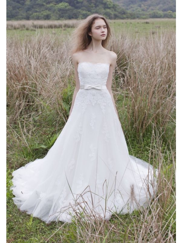 Embroidered Soft Tulle Wedding Dress