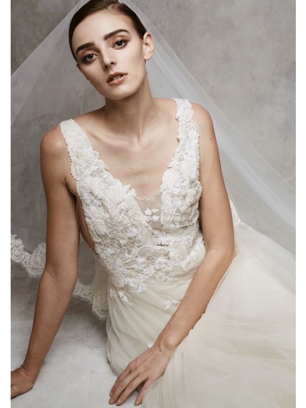 Beaded Flowers Tulle Wedding Dress