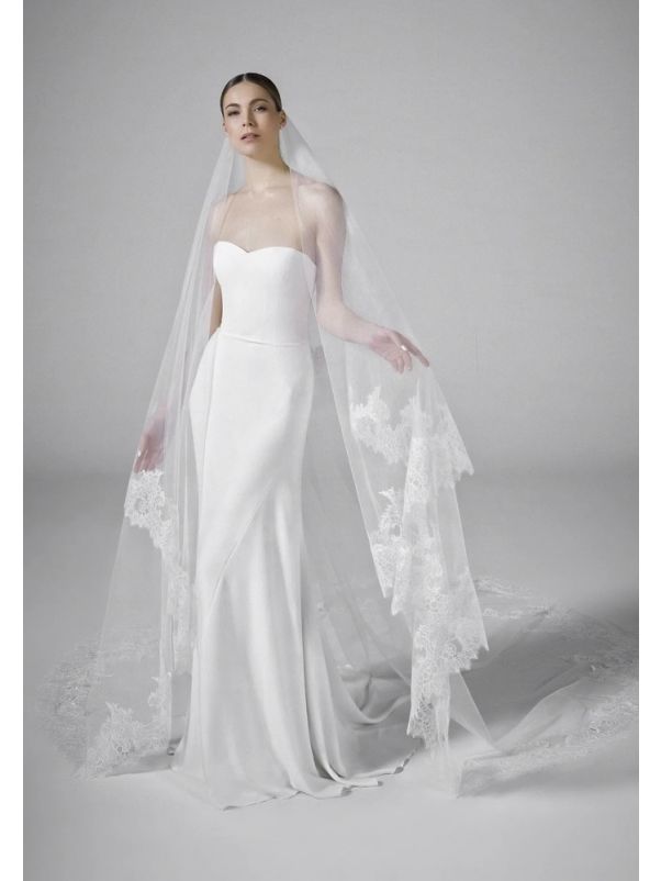 Embroidered Long Wedding Veil