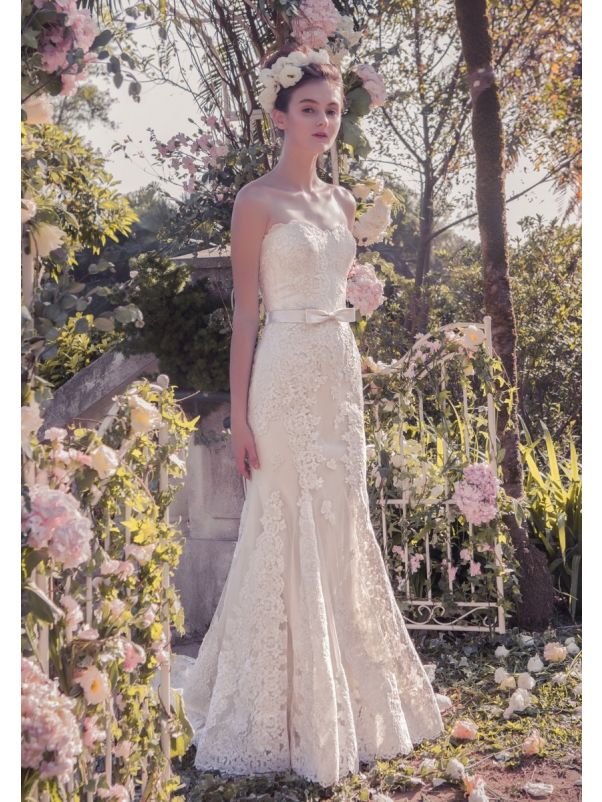 Lace Wedding Dress With Bow