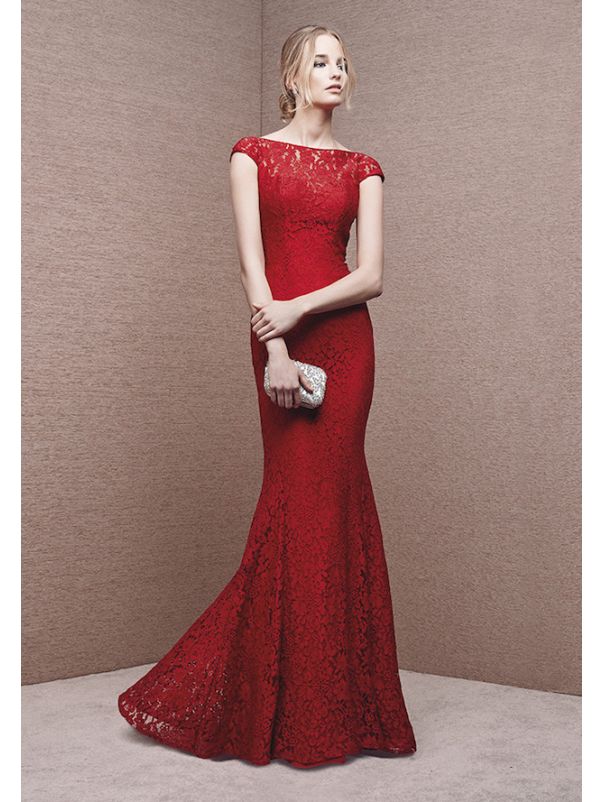 Red Lace Evening Dress With Open Back