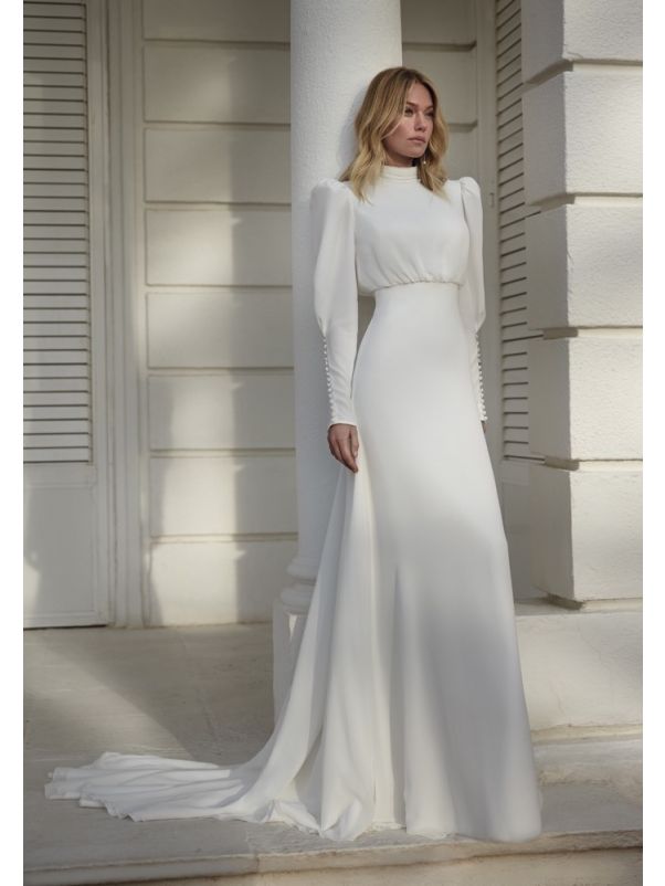 Long Sleeve Chiffon Wedding Dress